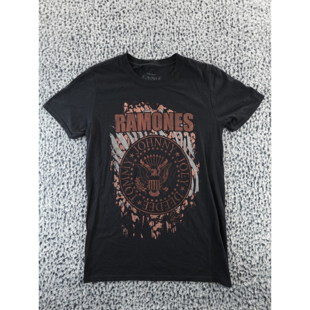 Vintage Ramones 1234 T-Shirt in Black w Ramones‎ Album Artwork Medium